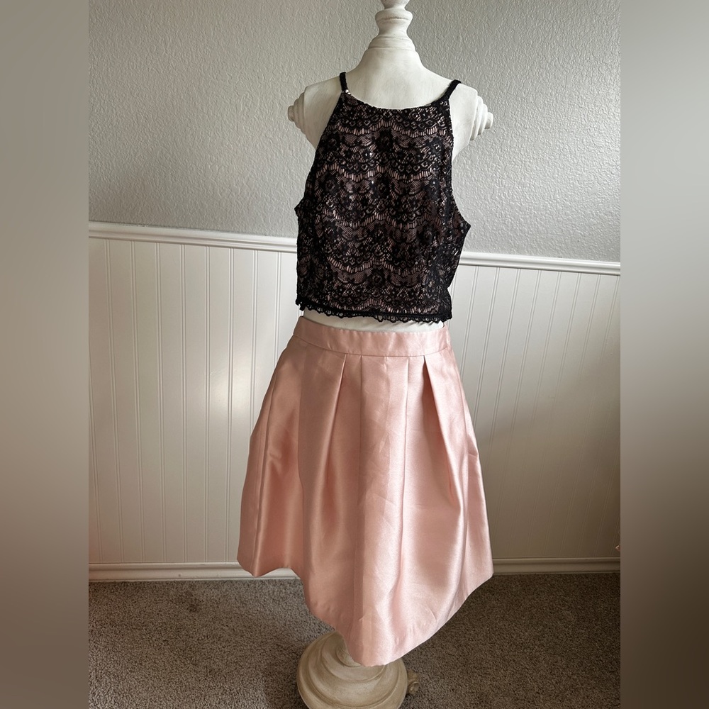 Pink & Black Lace 2-piece Formal Dress